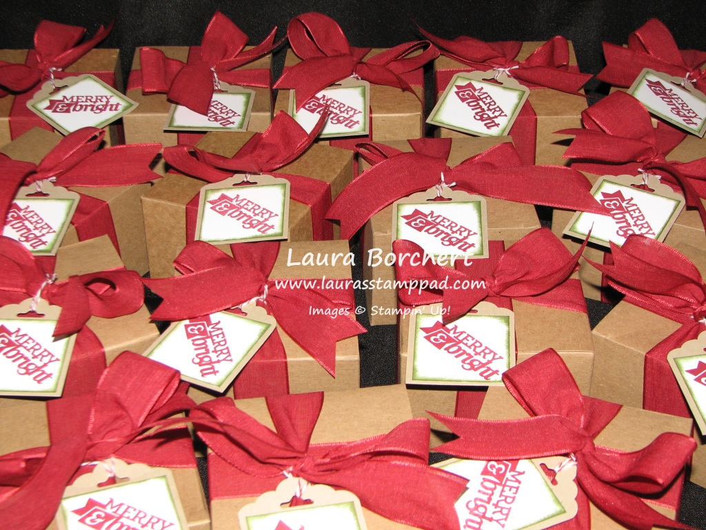 Holiday Gift Boxes, www.LaurasStampPad.com